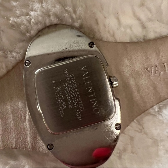 Valentino Watch - Picture 4 of 5